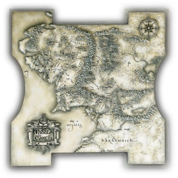 NN2990 Lord of the Rings Collectors Chess Set - Board Detail_resized