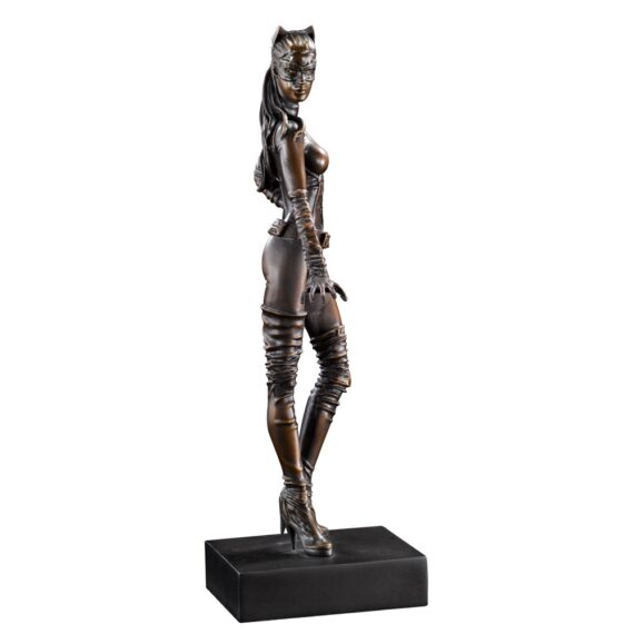 NN4726 Catwoman Bronze_resized