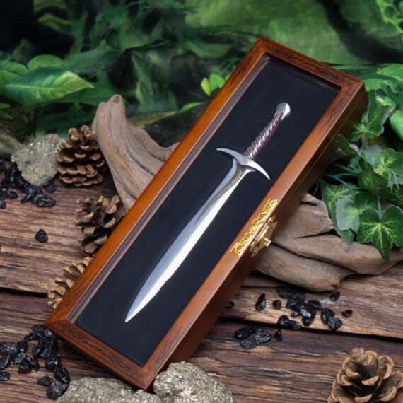 NN5522 Frodo Sting Letter Opener - Environment 1_resized