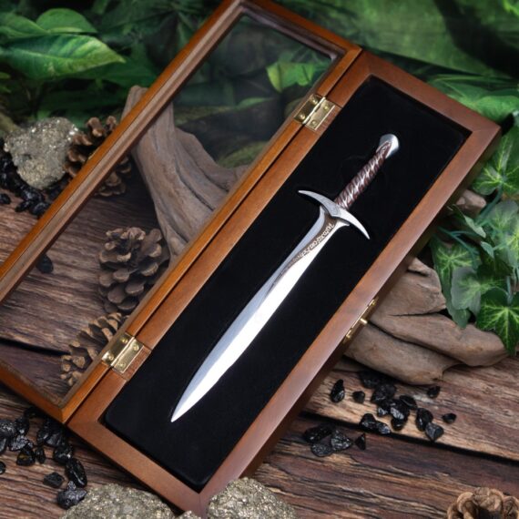 NN5522 Frodo Sting Letter Opener - Environment 2_resized