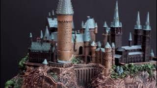 NN7074 Hogwarts School Sculpture thumbnail