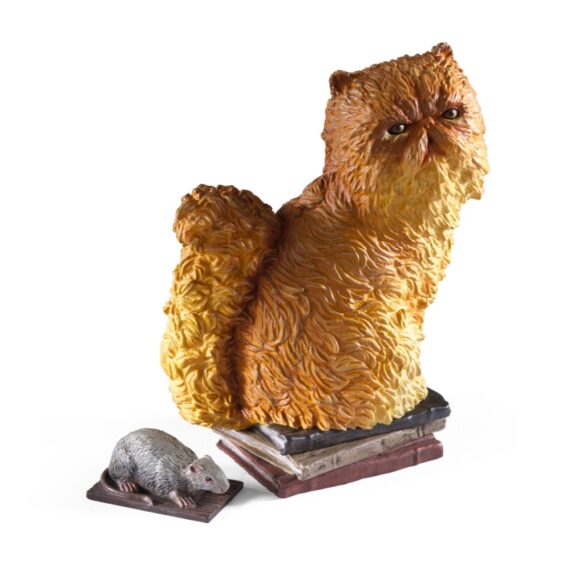 NN7680 Magical Creatures #11 Crookshanks - Alone_resized