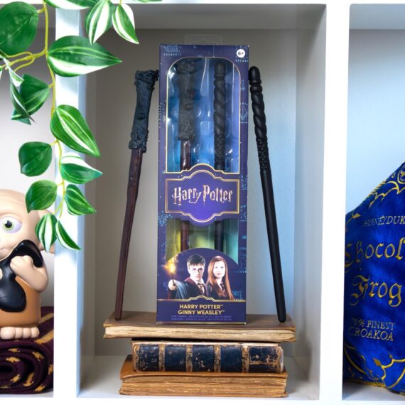 NN9091-Harry-Ginny-Role-Play-Wands-Enviro-Shelf_resized