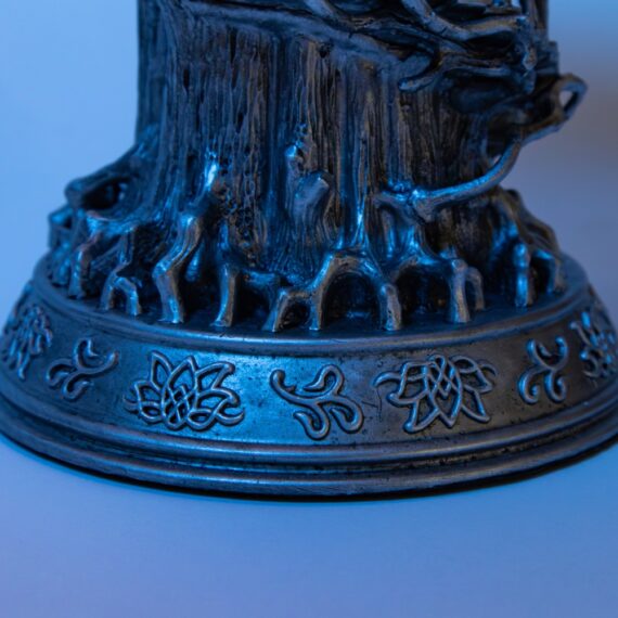 NN9641 Lothlorien Candle Holder - Base Detail_resized