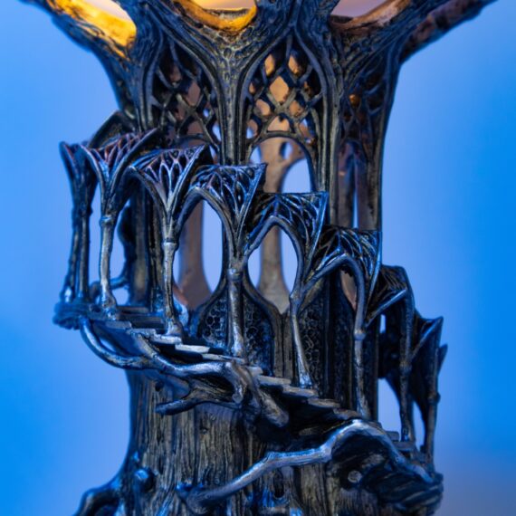 NN9641 Lothlorien Candle Holder - Centre Detail_resized