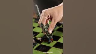 NN2421 Jurassic Park Chess Portrait thumbnail