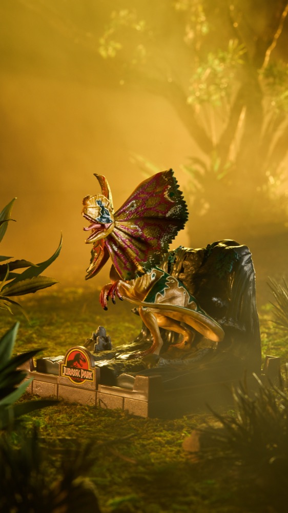 nn2501-jp-diorama-dilophosaurus-environment_resized