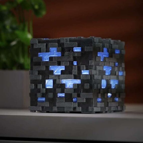 Minecraft-Diamond-Ore-Illuminating-Replica Thumbnail