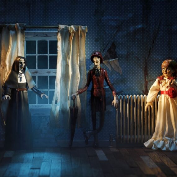 bendyfigs-the-conjuring-enviro-final_resized